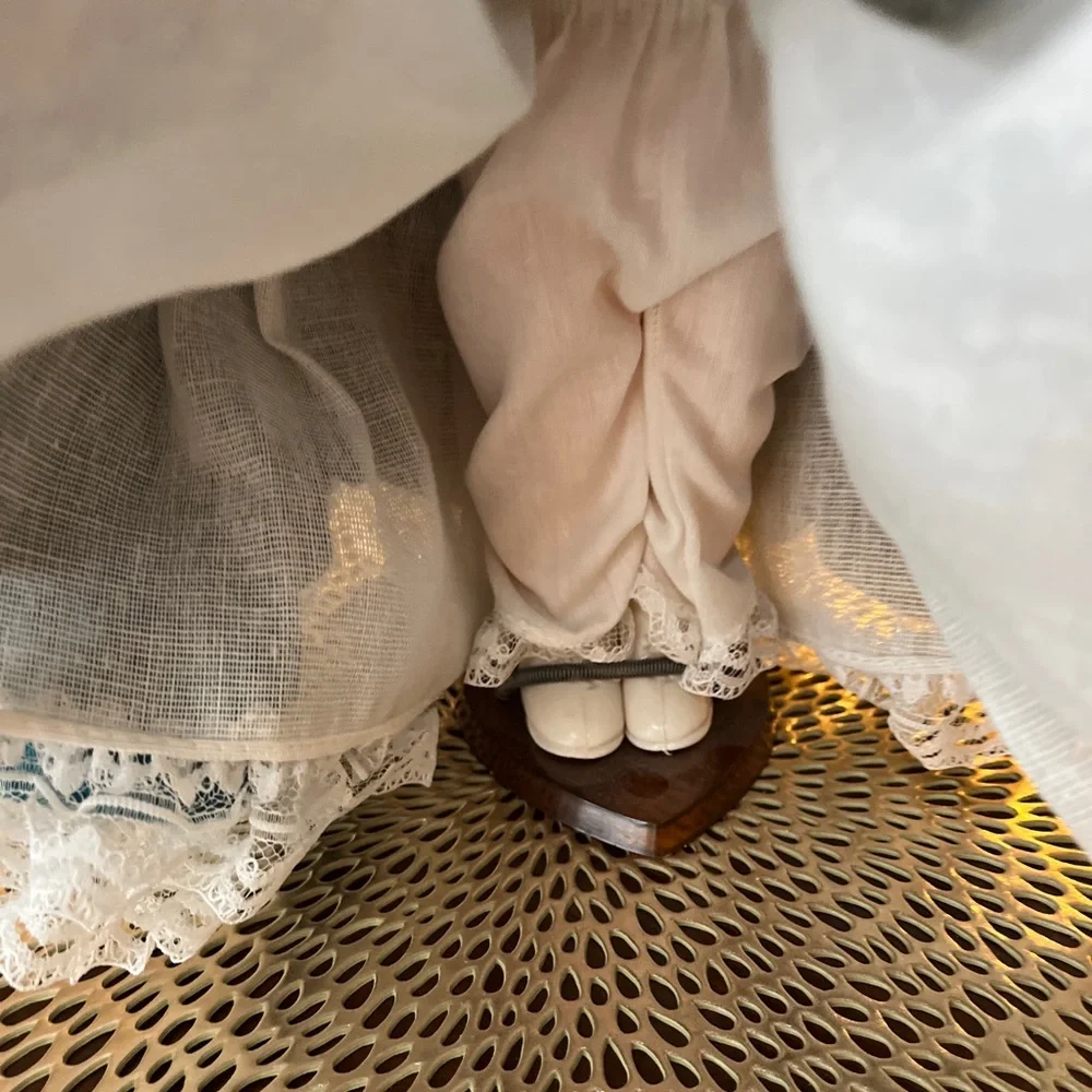 Beautiful Vintage Gambina Doll